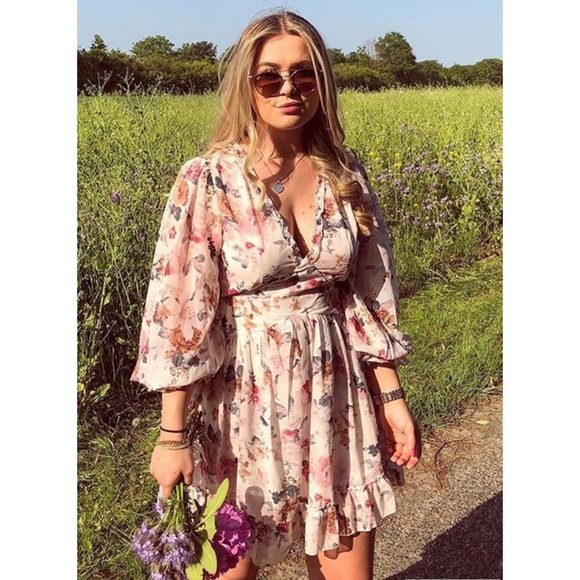 Floral ruffle trim mini dress - Picture 2 of 10